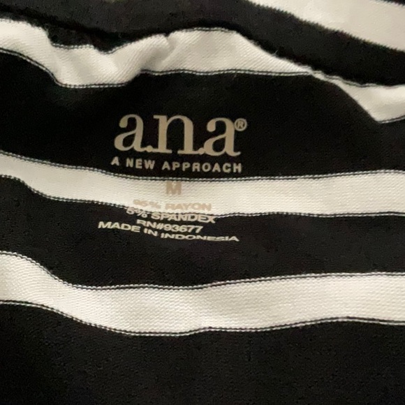 NWOT A.N.A BLACK AND WHITE STRIPED SKIRT - Picture 3 of 4